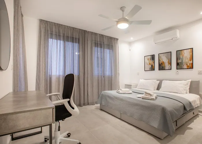 Two Bedroom House In Town Center By Sweet Keys Casa de Férias