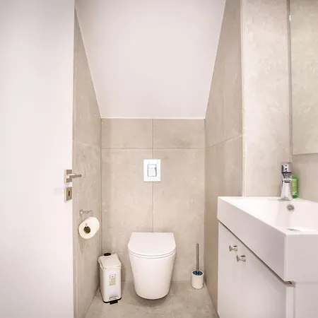 Dom wakacyjny Two Bedroom House In Town Center By Sweet Keys Limassol