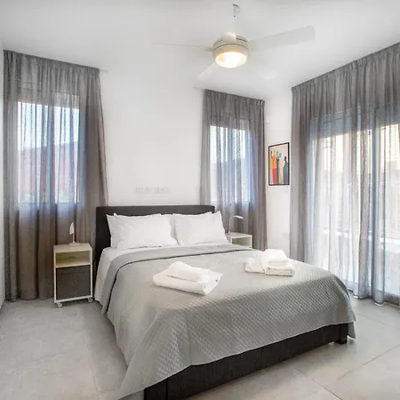 Two Bedroom House In Town Center By Sweet Keys Ferienhaus *