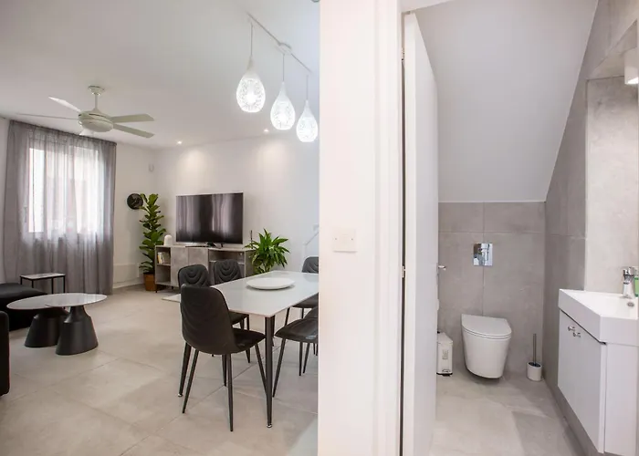 別荘 Two Bedroom House In Town Center By Sweet Keys リマソール