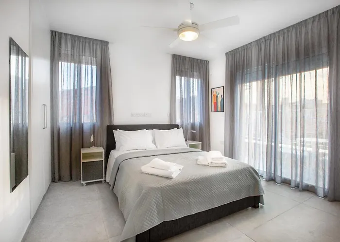 Two Bedroom House In Town Center By Sweet Keys 別荘 *